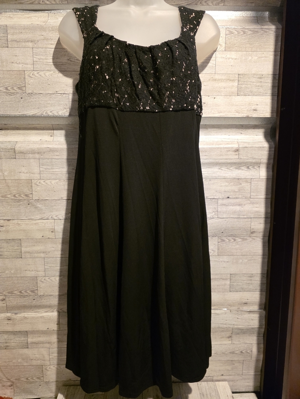 London Times Black Lace Bodice Maxi Dress